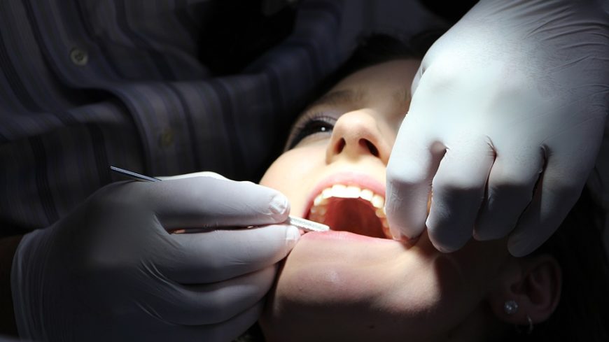 inadempimento del dentista e risarcimento del danno subito dal paziente !!